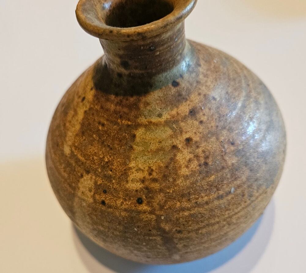 Rustic, earthy glazed, hand thrown Ceramic Pottery Vase 5" x 5" Bird mark Snood